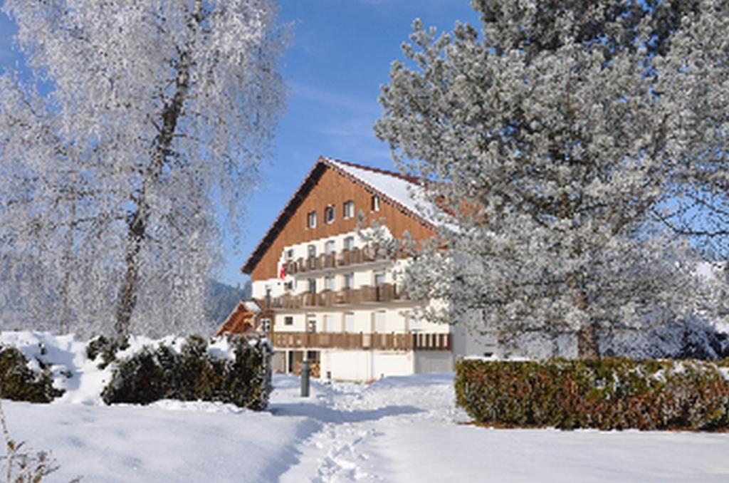 La Roche Du Tresor Village Vacances Longevilles-Mont-dʼOr Exteriér fotografie